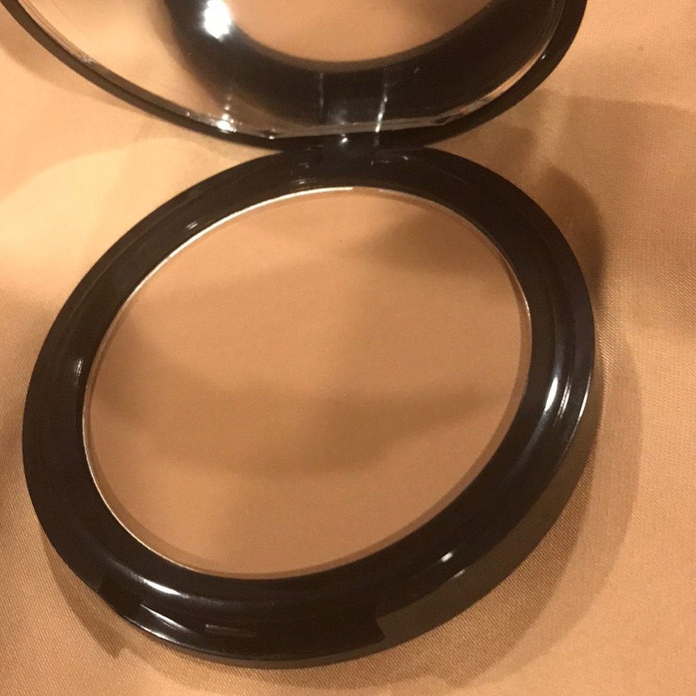 NWT Aesthetica Sunset Bronzer